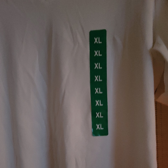 NWT Ellen Tracy women"s V-Neck Elbow Sleeve Top - Picture 5 of 8